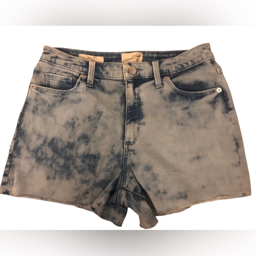 Universal Thread High Rise Midi Acid Wash Denim Jean Shorts Size 8/29R